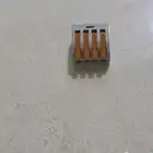 أداة ربط اسلاك ببعضها صغيرة الحجم