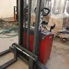 رافعه شوكيه كهرباء للمستودعات والمخازن طن ونصف ارتفاع 3.20m