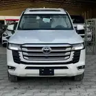 تويوتا لاندكروزر GXR L3 ديزل 2025