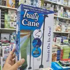 عكاز كبار السن مع الإضاءة