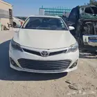 تويوتا افالون مديل 2013للبيع قطع غيار فقط