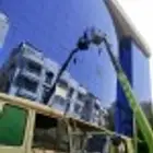 تنظيف واجهات الزججيه جده...