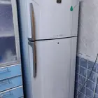 شاشة ثلاجة مكيفات بتجاز غرفة نوم