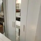 دولاب ايكيا ثلاث باب ارفوف وعلاقي معا مراية عرض خاص