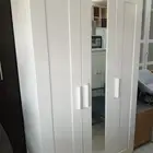 دولاب ايكيا ثلاث درفات مستخدم نظيف