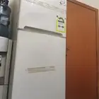 تلاجه بتوجاز خمس عيون كله شئ شغال شاشه 55 بوصه مع الكرتونه غ