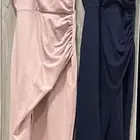 فساتين للبيع