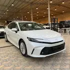 كامري E PLUS و LE هايبرد 2025 عروض الأقساط