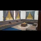 للبيع مجلس 4ب 8 مع ستاير عدد 3 مع طاولة كبيرة و6 صغيرة