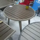 طاولات وكراسي خارجيه حديد