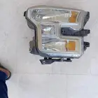 شمعة فورد F150 موديل 2015 اصلي يمين وجنوط 4مع كفرت نص عمر