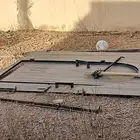 باب للبيع وسرير ولادي وطني