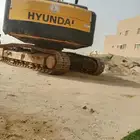 حفار بوكلين للايجار