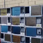 يوجد لدينا مكيفات مستخدمه وثلاجات جميع الاجهزه المستخدمه