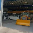 زجاج سيارات ومعدات بجميع انواعها