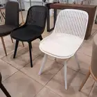 كراسي فايبر بمقاعد جلد