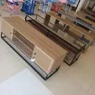 بلازمات تلفزيون مكتبه