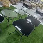 طاولات كافيهات قزاز بألوان وكراسي خفيفه
