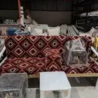 طاولات وكراسي