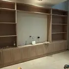 ديكورات غرفه النوم تلفزيون ابواب خشب