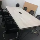 طاولات اجتماعات