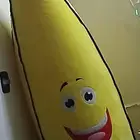 دمية على شكل موزه