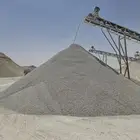 صبيز ورمل احمر وابيض وبحص ابيض واسفلت وبطحا