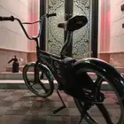 سيكل صاج معى الجنوط معى قروف خط فيه ضربه خفيفه في البدي