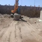 يوجد لدينا بوكلينات وكمبريشات وشيولات