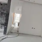 انا معلم بوية دهانات باكستاني شغل ذي مهندسي داخلي وخارجي