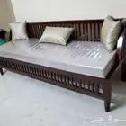 كرسي مع فراش و خداديه