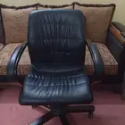 كرسي مكتب