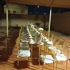 تاجير طاولة الطعام مستطيل مع الكرسي وسرفس