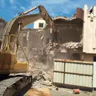 حفر الأراضي وهدم المنازل لتطوير الجديد