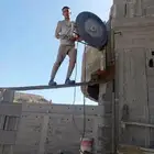 قص وتقطيع وتخريم الخرسانه باستخدام مناشير ليزر