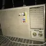 مكيف شباك ومروحه شفط
