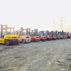 وصول دفعه من الرافعات الشوكية