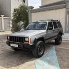 جيب شروكي 2001 للبيع