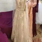 فساتين للبيع