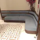 متخصصون في تنفيذ طاولات كنب كراسى