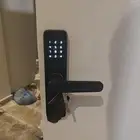 قفل الباب الذكي بصمة ورمز عن بعد مع تركيب سريع