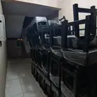 كراسي حديد ملبسه جلد