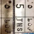 لوحة نقل تحمل رقم مميز 5