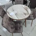 طاولات طعام