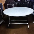 طاولة طبق فائبر و خشب كرسي افراح
