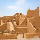 اعمال تراث بنا با الطين وشغل الحجر الطبيعي