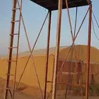 قاعدة خزان وخزان