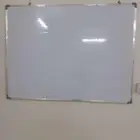 سبورات مدرسيه نظيفه مقاس كبير استخدام بسيط
