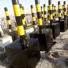 قواعد   انارة   حواجز   خرسانية