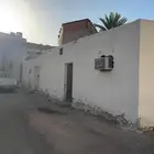 للبيع بيت شعبي